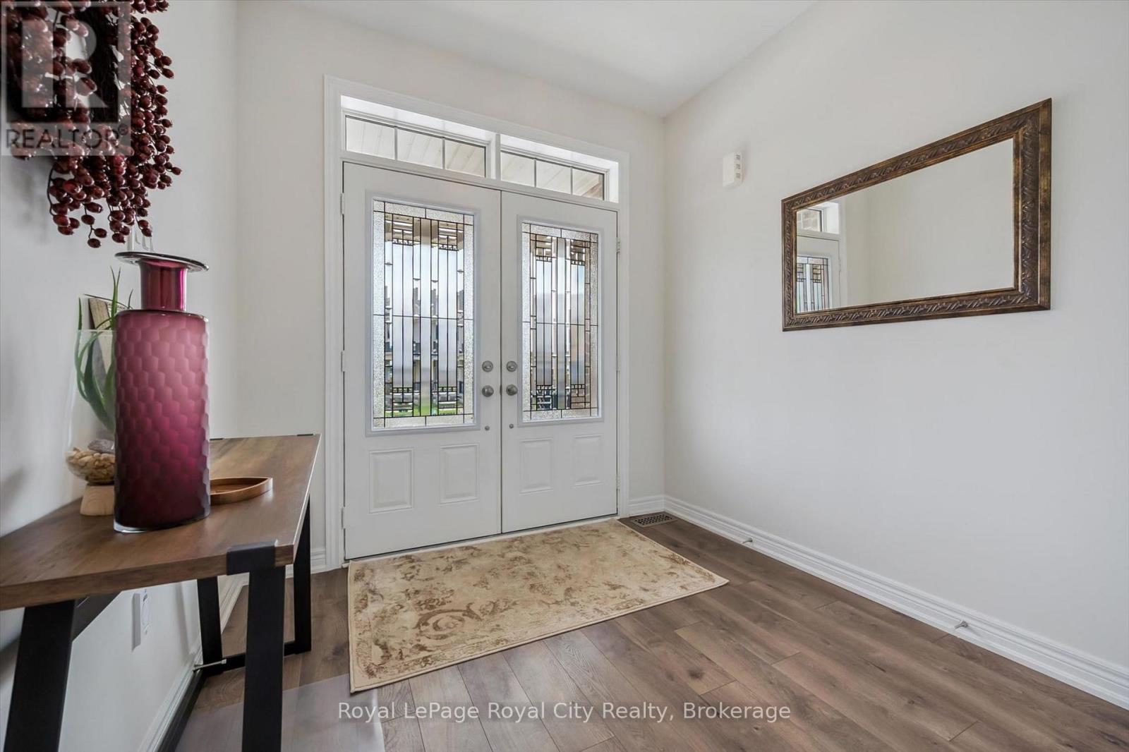 108 Harpin Way E, Centre Wellington, Ontario  N1M 0G9 - Photo 5 - X13011378