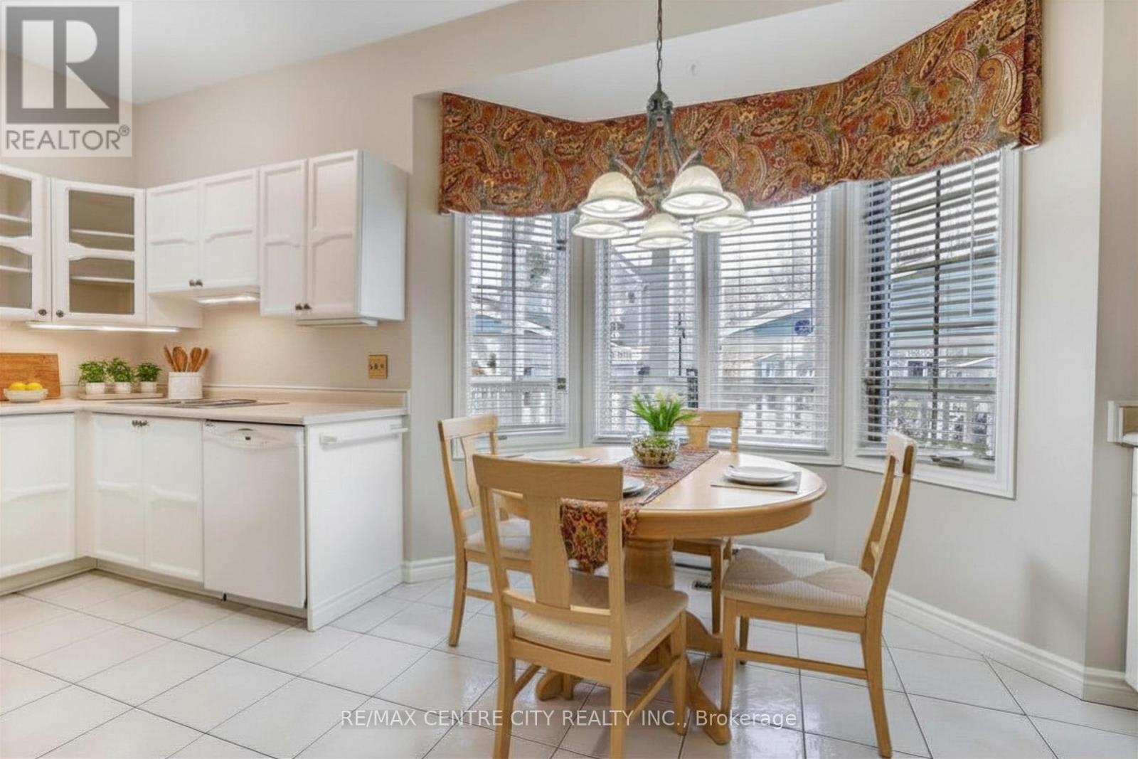 47 - 374 Front Street, Central Elgin, Ontario  N5L 1G1 - Photo 5 - X13011290