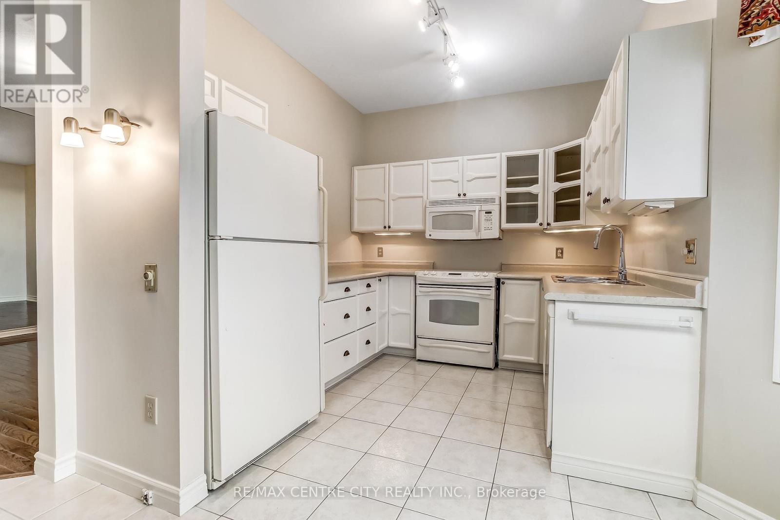 47 - 374 Front Street, Central Elgin, Ontario  N5L 1G1 - Photo 6 - X13011290