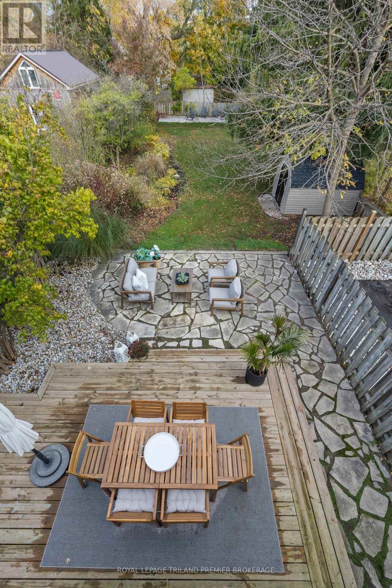 22 Briscoe Street E, London South, Ontario  N6C 1W9 - Photo 42 - X13011300