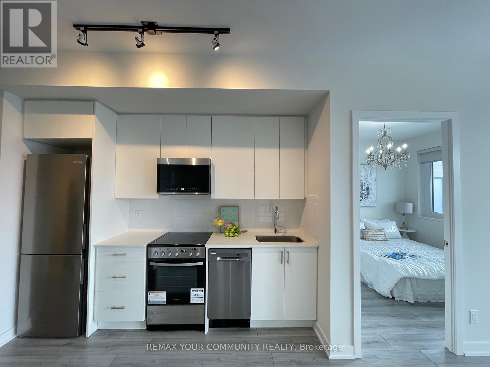 806 - 15 Ellerslie Avenue, Toronto, Ontario  M2N 5P6 - Photo 8 - C13011114