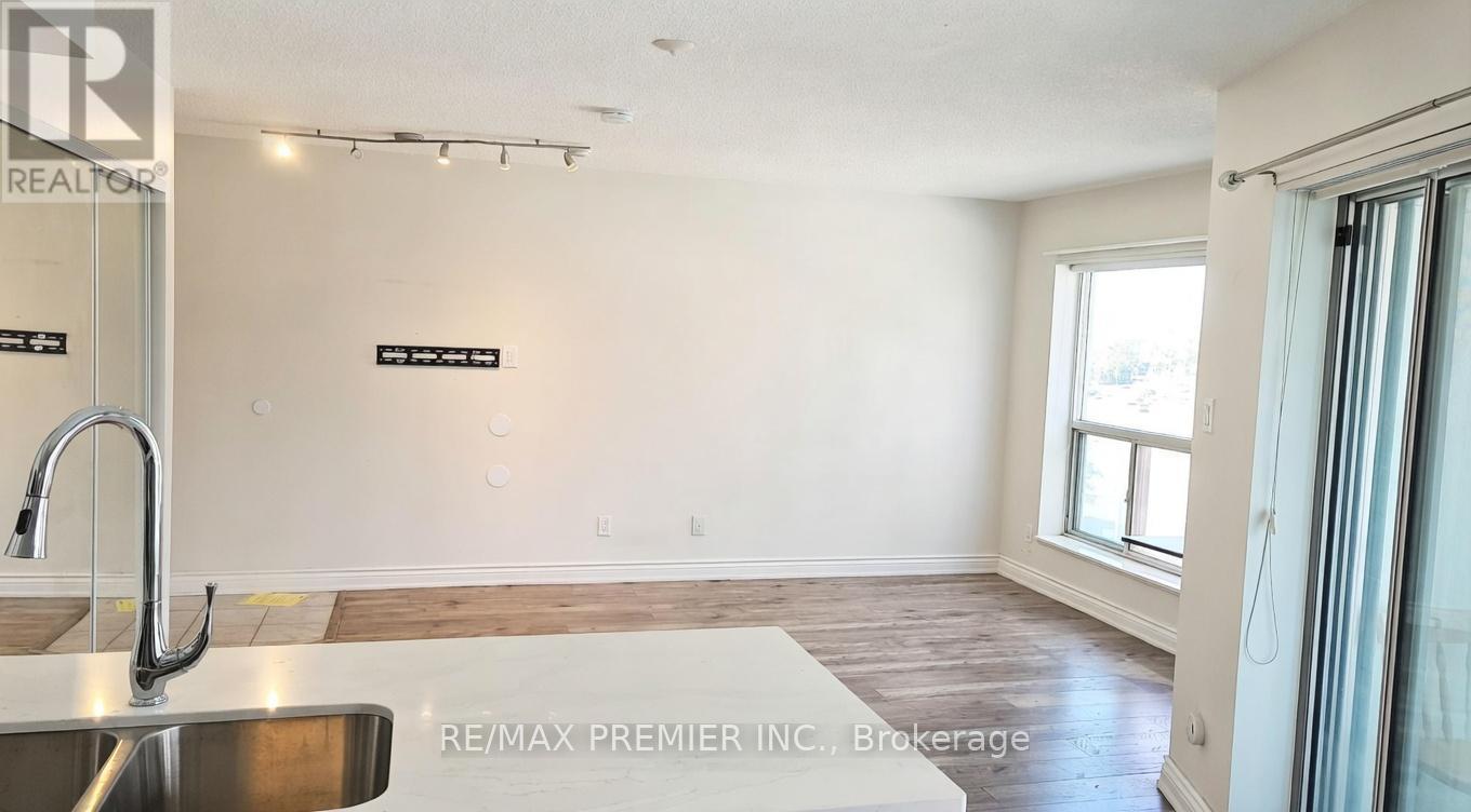 719 - 600 Queens Quay W, Toronto, Ontario  M5V 3M3 - Photo 5 - C13011124