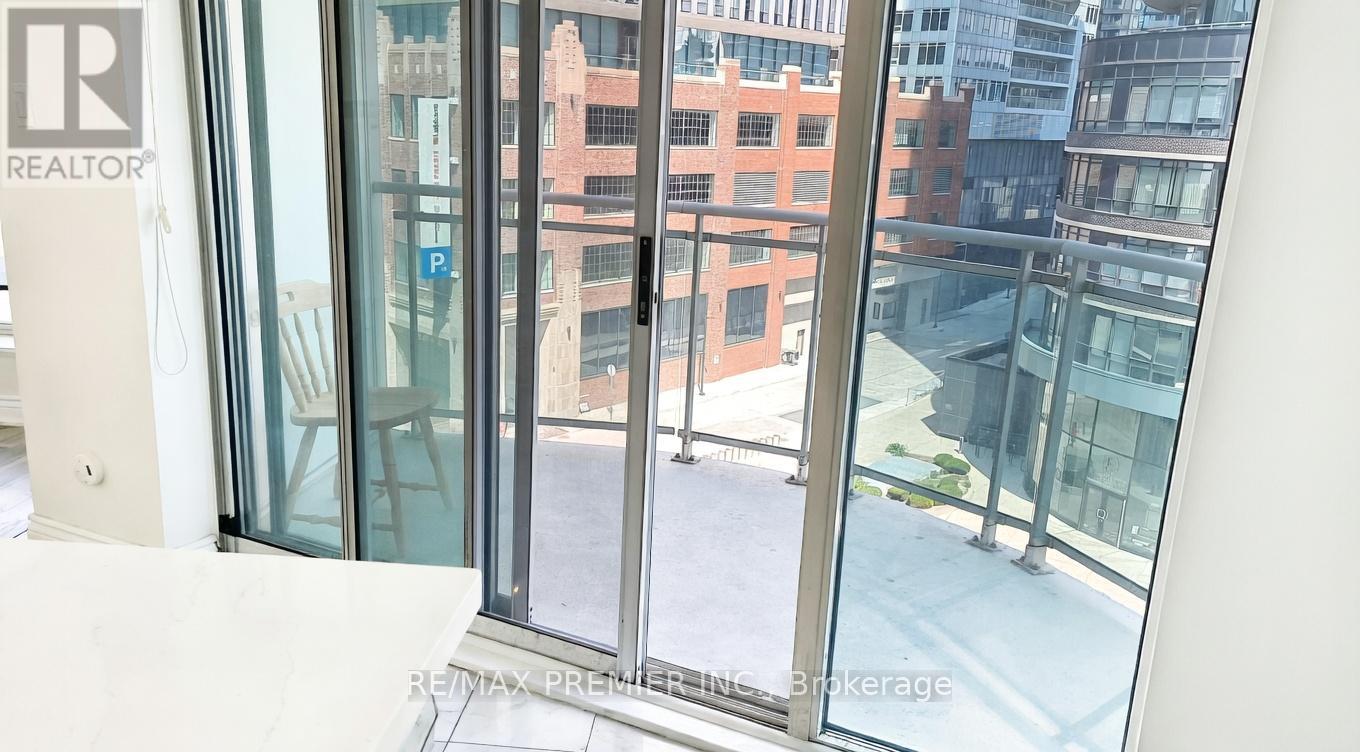 719 - 600 Queens Quay W, Toronto, Ontario  M5V 3M3 - Photo 9 - C13011124