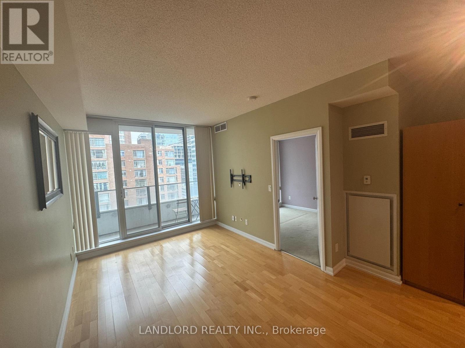 1620 - 111 Elizabeth Street, Toronto, Ontario  M5G 1P7 - Photo 21 - C13011256