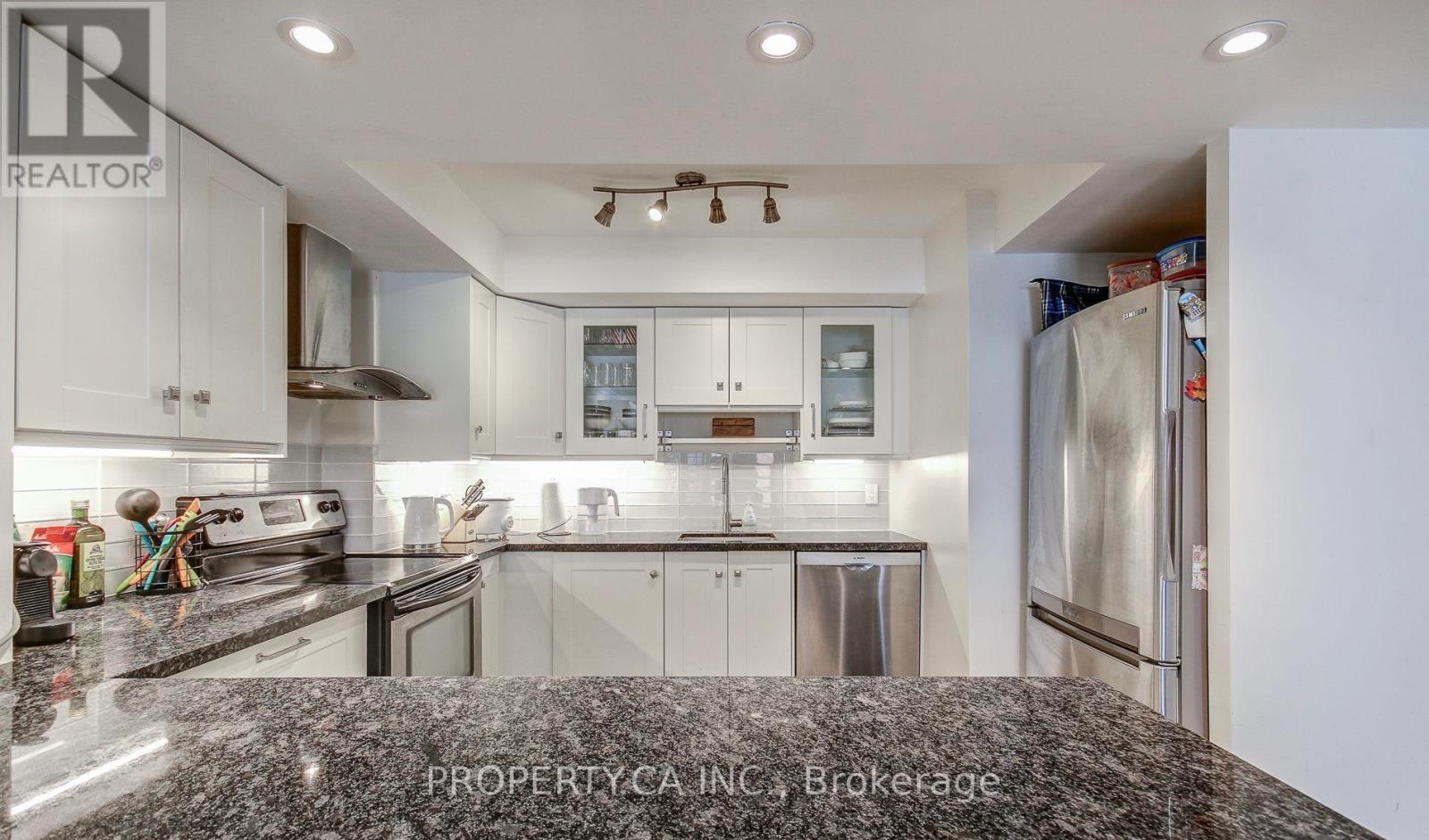 1115 - 25 The Esplanade, Toronto, Ontario  M5E 1W5 - Photo 18 - C13011360