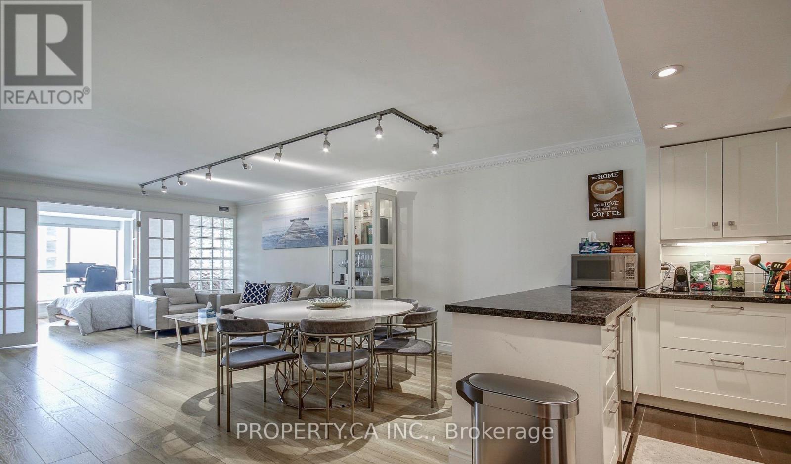 1115 - 25 The Esplanade, Toronto, Ontario  M5E 1W5 - Photo 24 - C13011360