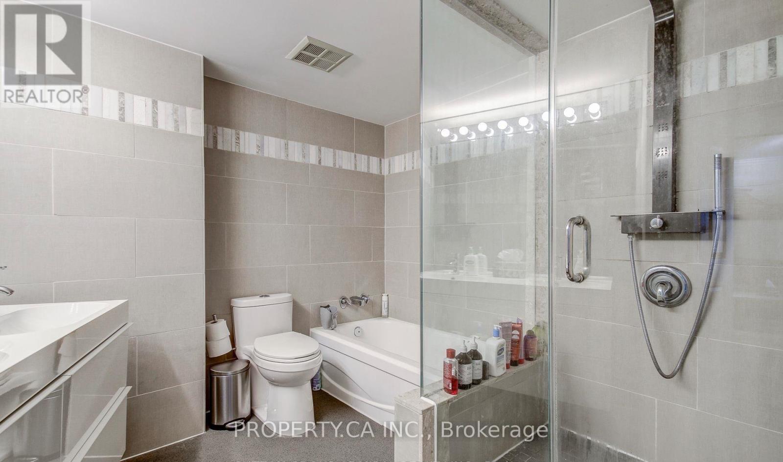 1115 - 25 The Esplanade, Toronto, Ontario  M5E 1W5 - Photo 8 - C13011360