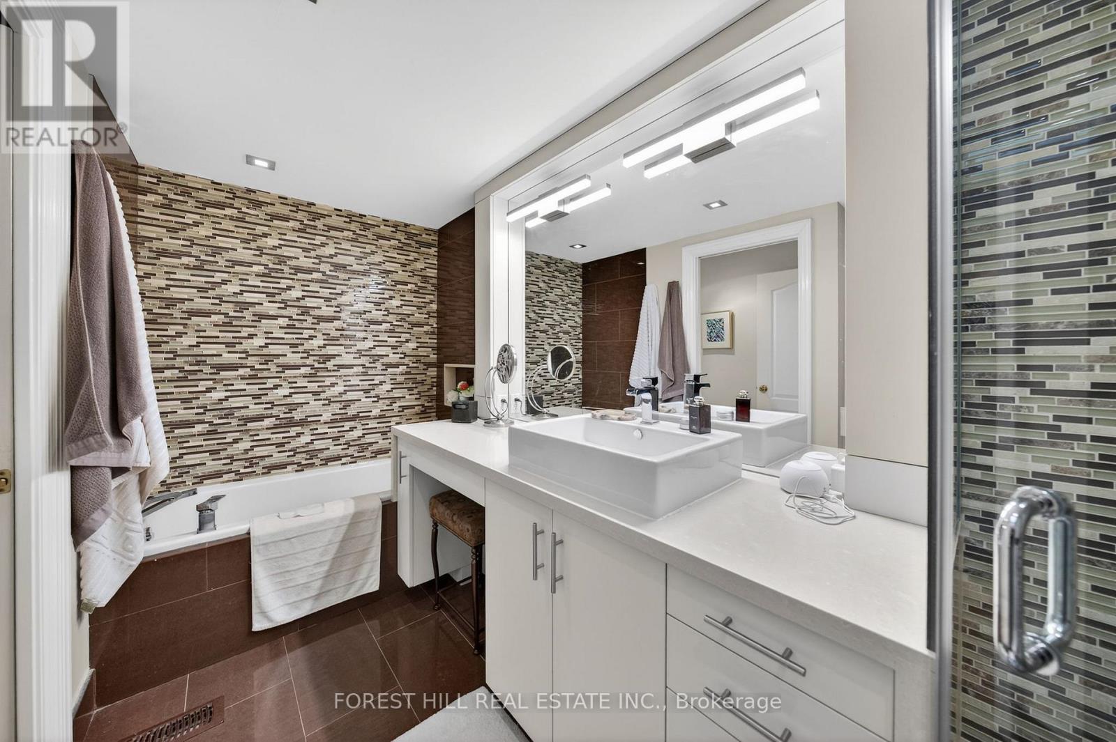 252 Spadina Road, Toronto, Ontario  M5R 2V1 - Photo 32 - C13011372