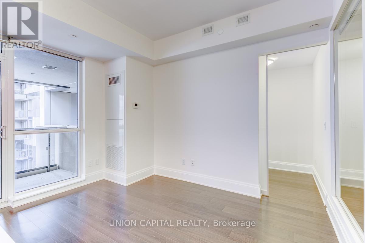 608 - 88 Cumberland Street, Toronto, Ontario  M5R 0C8 - Photo 11 - C13011396