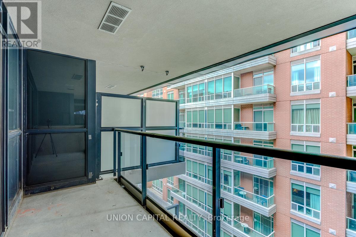 608 - 88 Cumberland Street, Toronto, Ontario  M5R 0C8 - Photo 19 - C13011396