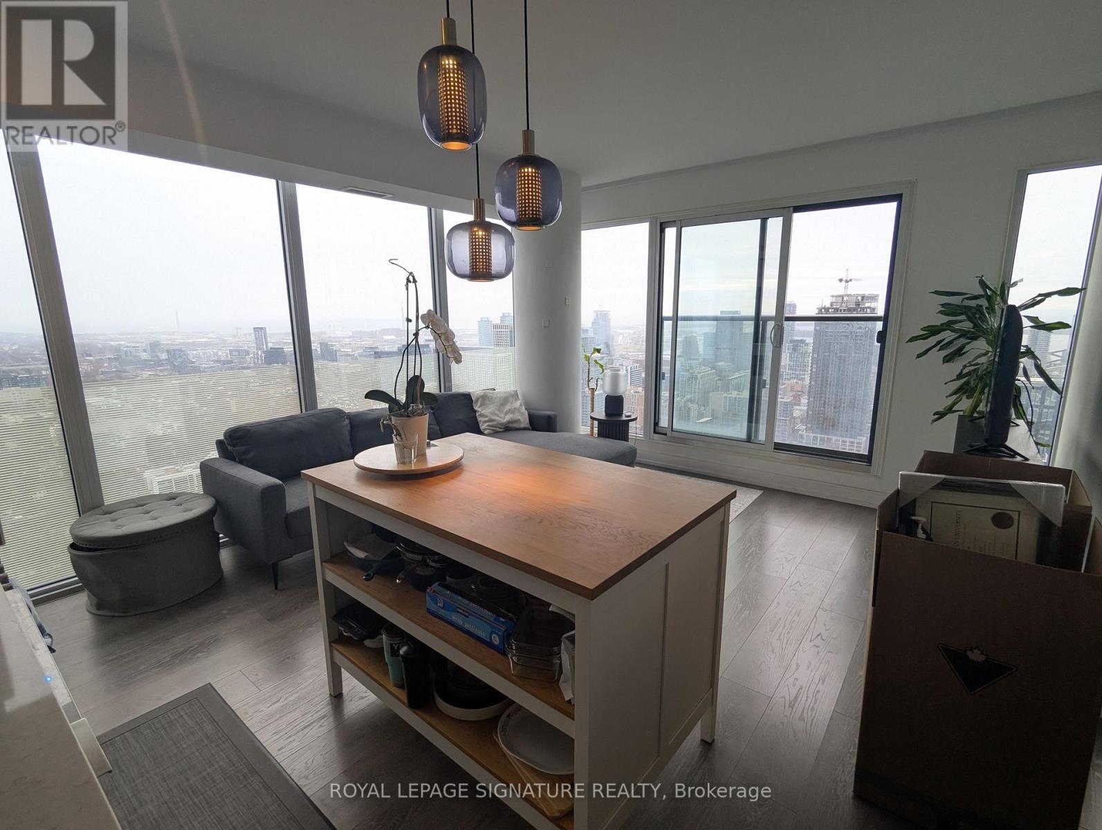 4605 - 181 Dundas Street E, Toronto, Ontario  M5A 0N5 - Photo 13 - C13011468