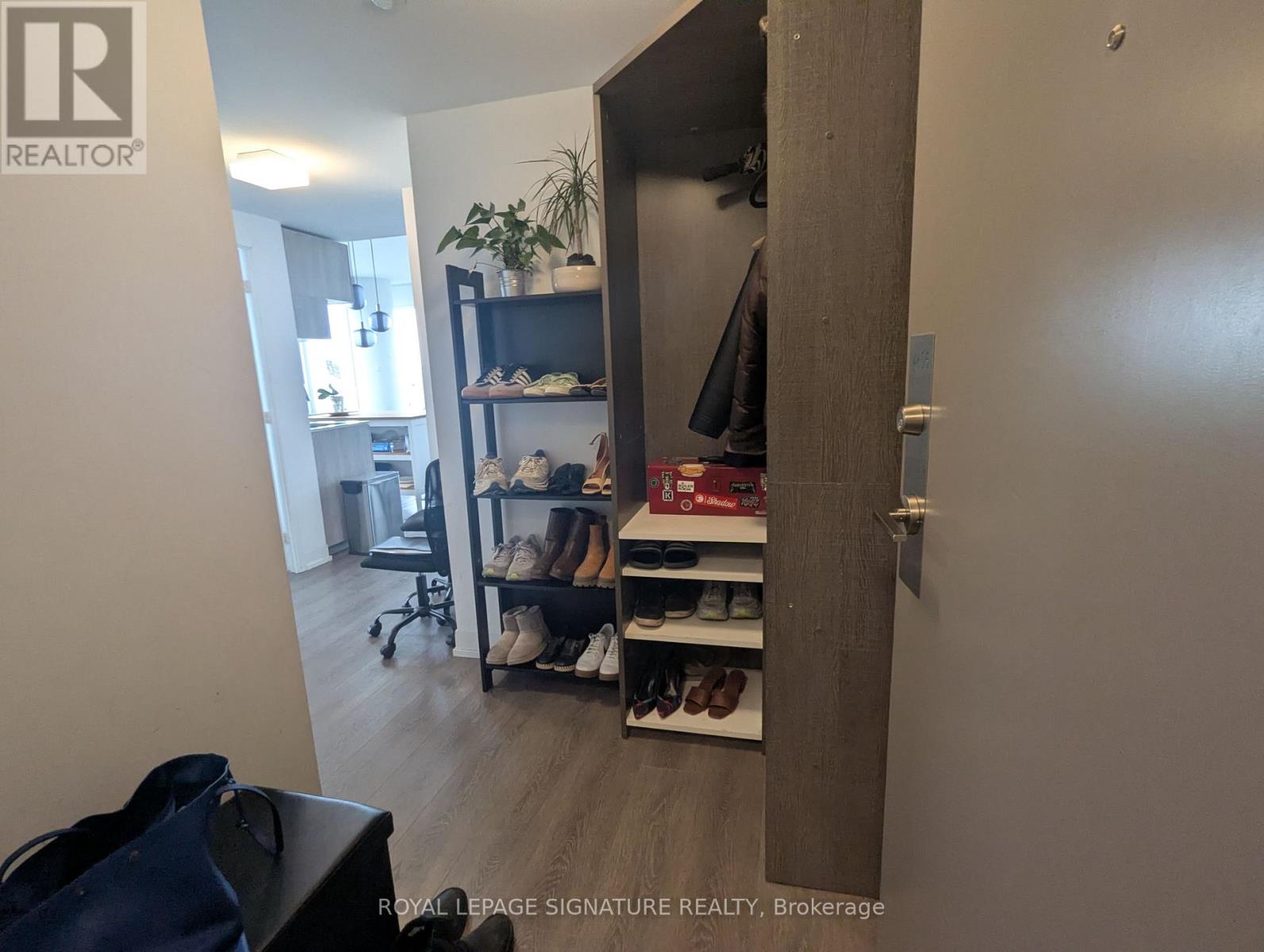 4605 - 181 Dundas Street E, Toronto, Ontario  M5A 0N5 - Photo 2 - C13011468