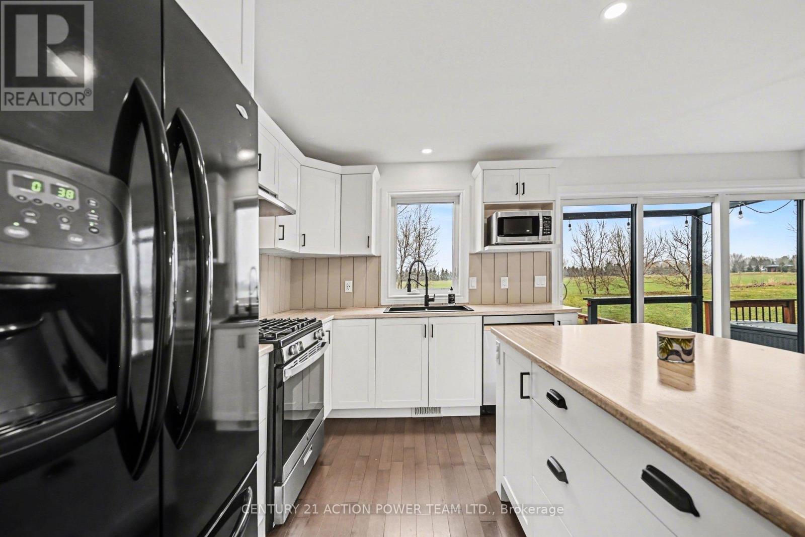 279 Belfort Street, Russell, Ontario  K0A 1W0 - Photo 12 - X13011136