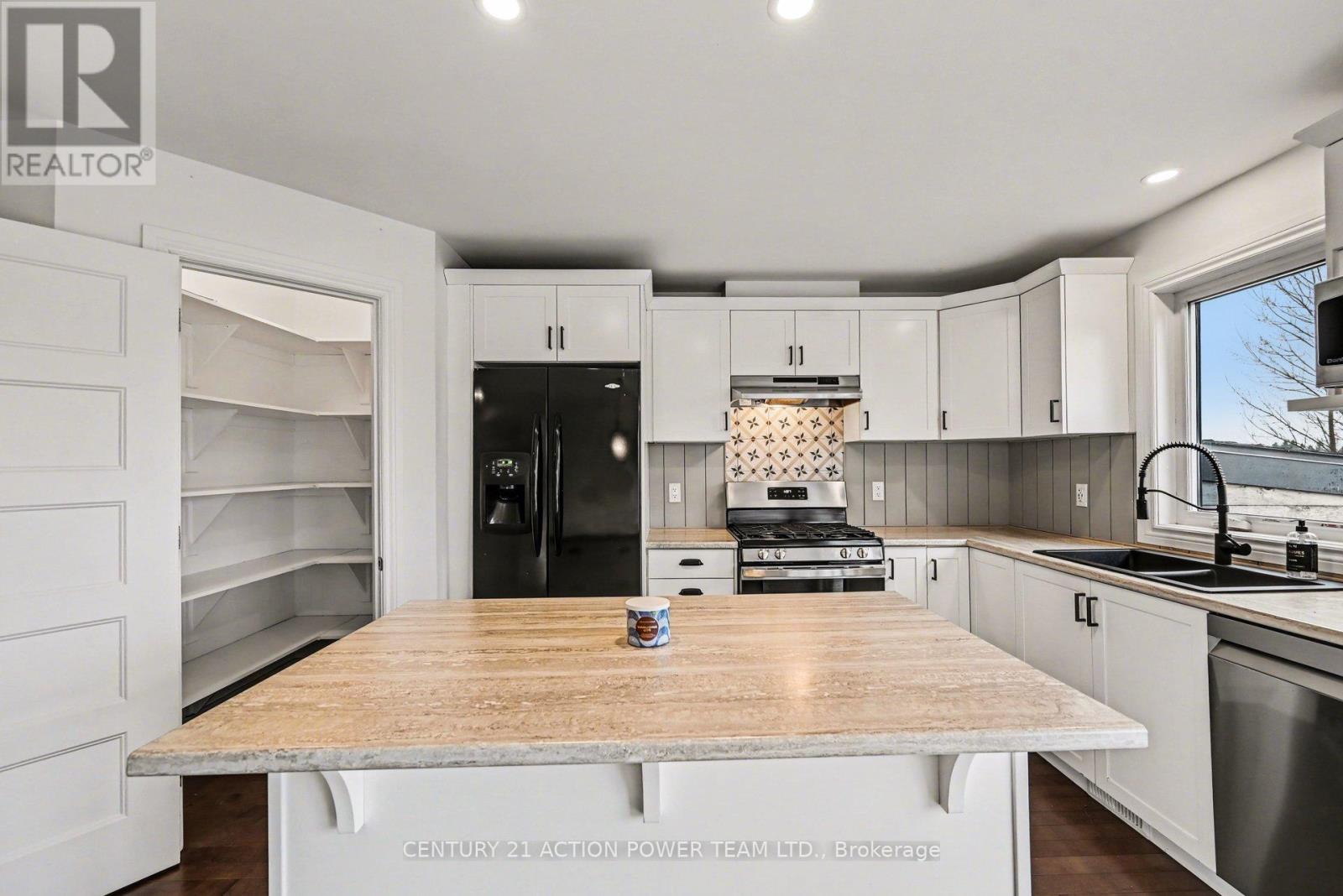 279 Belfort Street, Russell, Ontario  K0A 1W0 - Photo 13 - X13011136