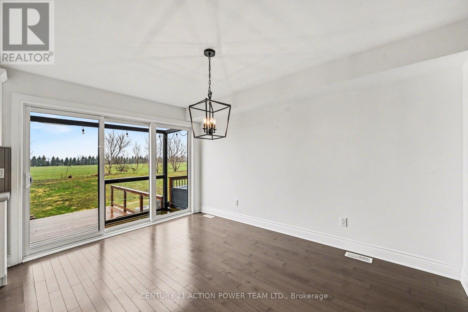 279 Belfort Street, Russell, Ontario  K0A 1W0 - Photo 17 - X13011136