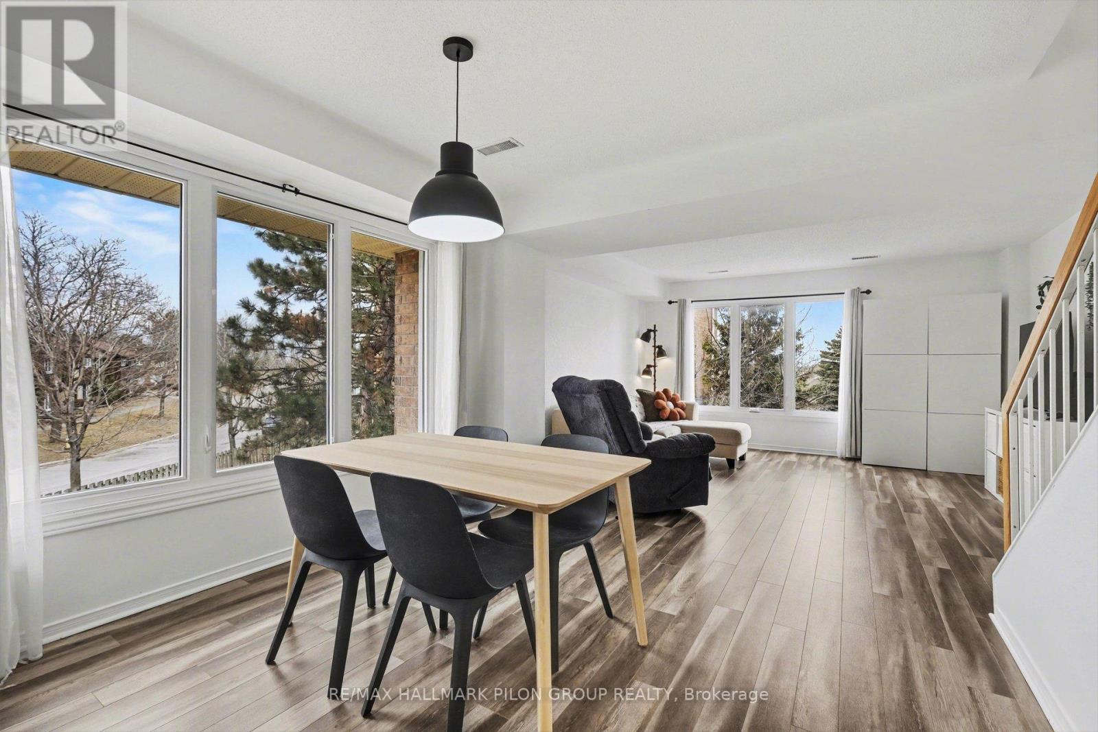 1121 Gablefield Private, Ottawa, Ontario  K1J 1E4 - Photo 6 - X13011158