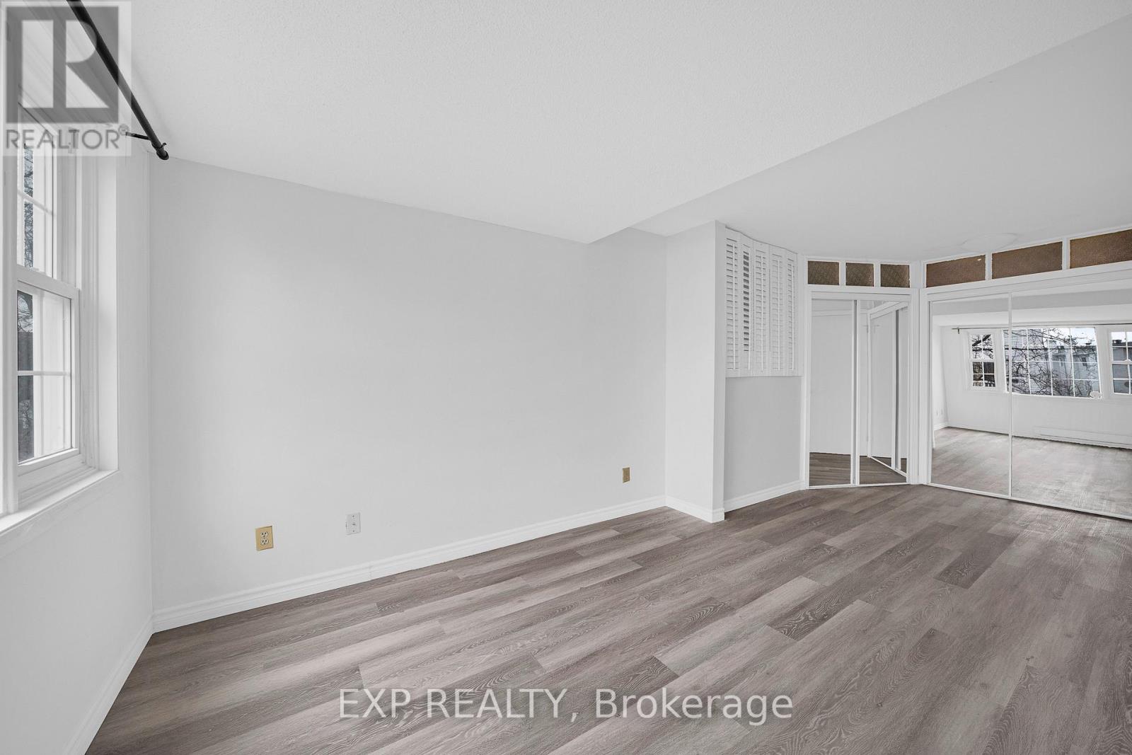 98 Castlegreen Private, Ottawa, Ontario  K1T 3N3 - Photo 12 - X13011186