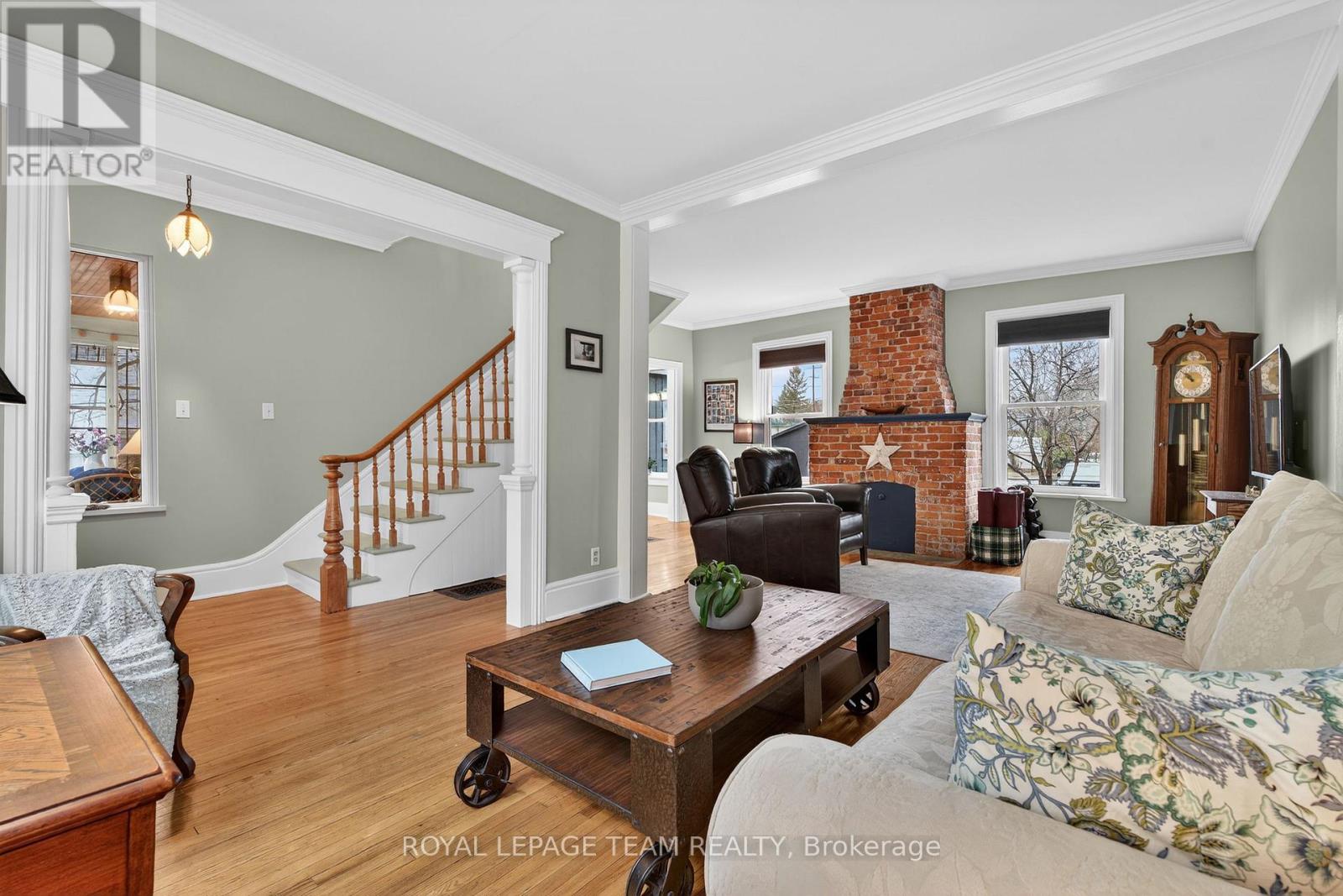 108 South Street, Gananoque, Ontario  K7G 1A2 - Photo 11 - X13011212