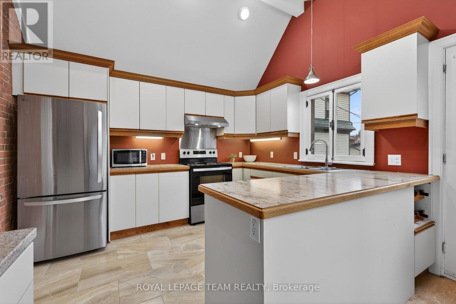 108 South Street, Gananoque, Ontario  K7G 1A2 - Photo 15 - X13011212