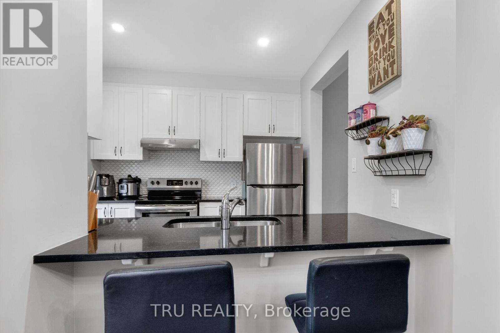 100 Ballinora Lane, Ottawa, Ontario  K2S 2Z5 - Photo 13 - X13011224