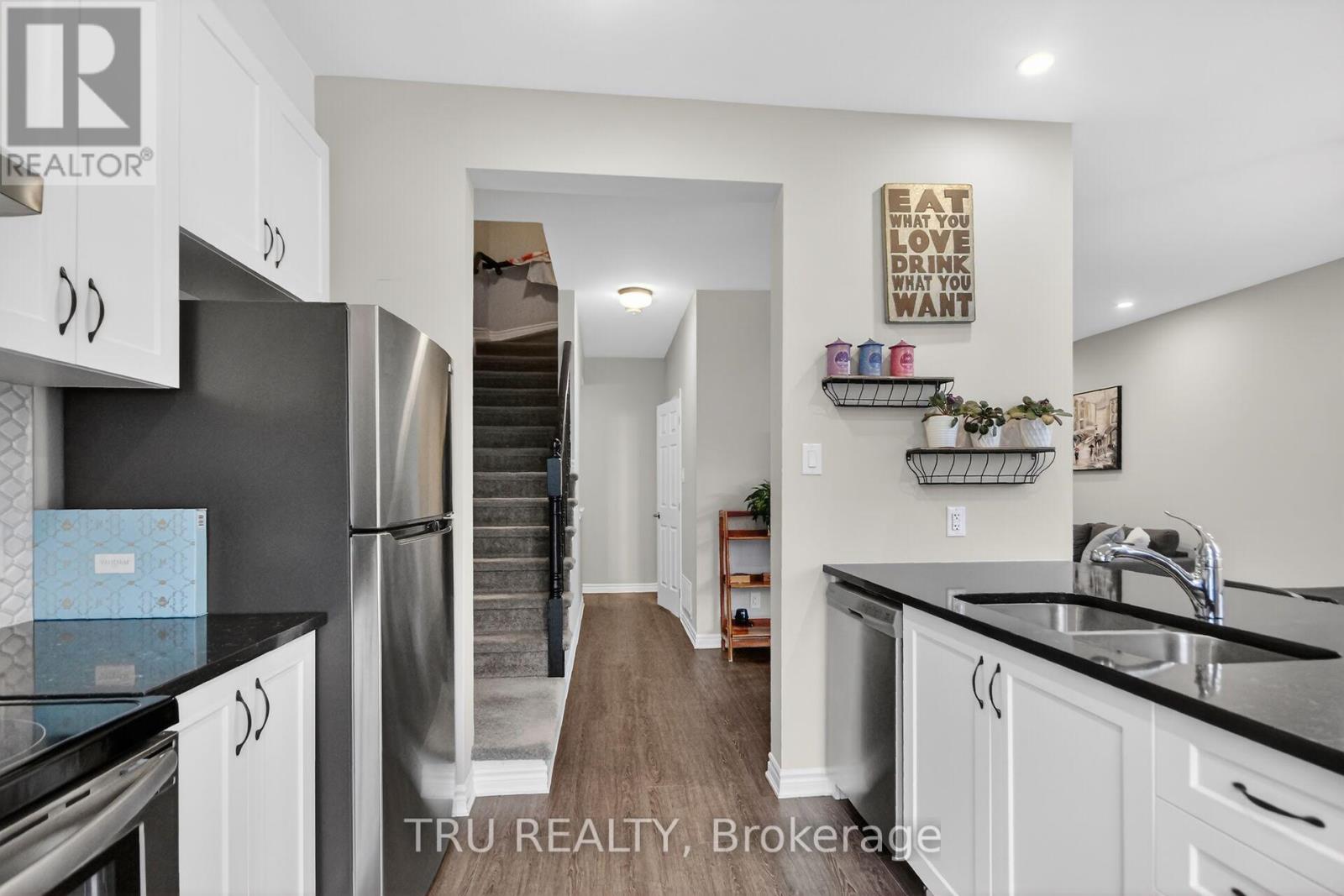 100 Ballinora Lane, Ottawa, Ontario  K2S 2Z5 - Photo 14 - X13011224