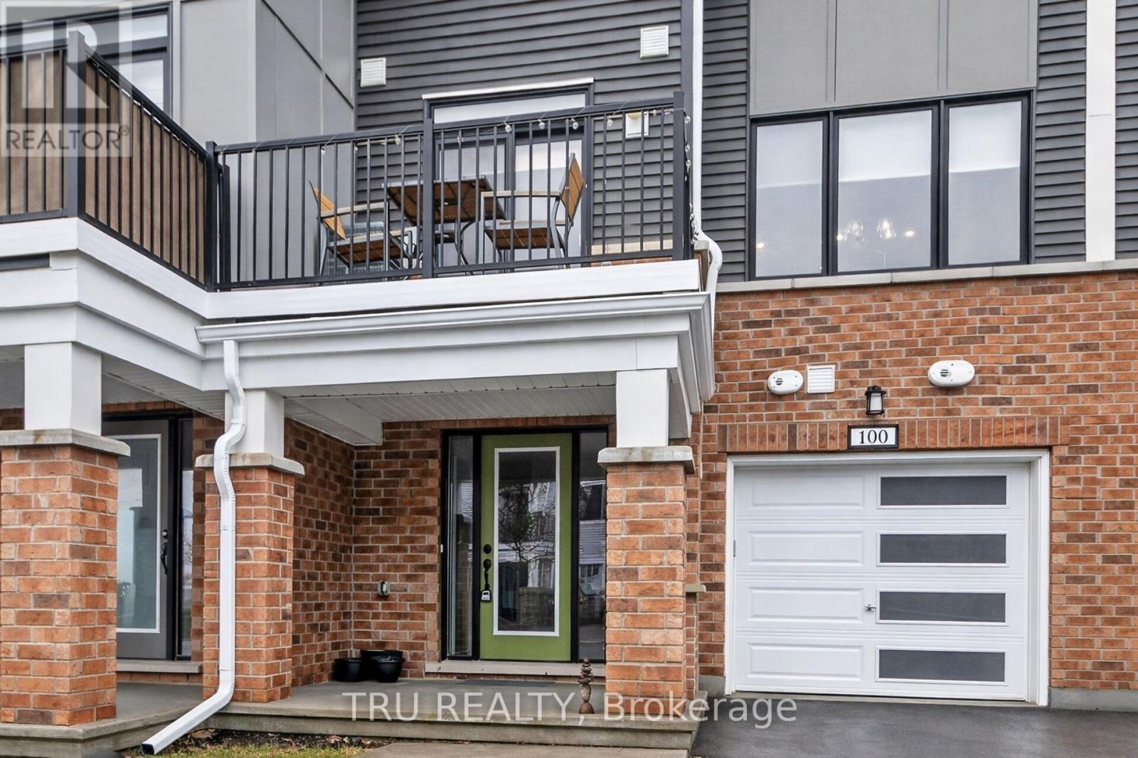 100 Ballinora Lane, Ottawa, Ontario  K2S 2Z5 - Photo 2 - X13011224