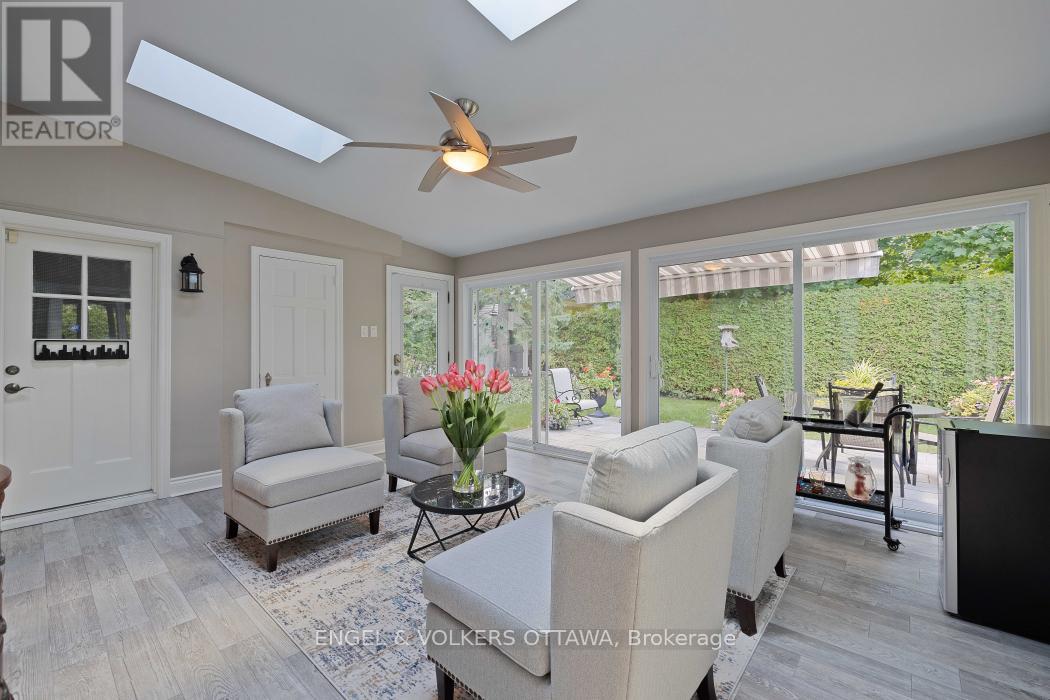 215 Springfield Road, Ottawa, Ontario  K1M 0L1 - Photo 13 - X13011354