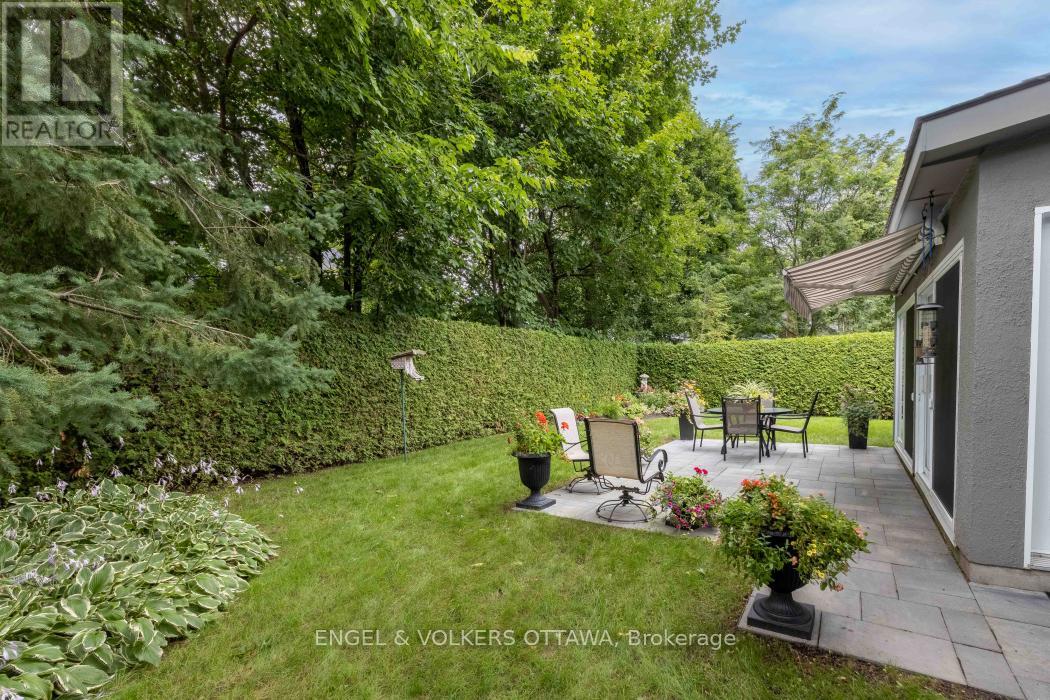 215 Springfield Road, Ottawa, Ontario  K1M 0L1 - Photo 34 - X13011354