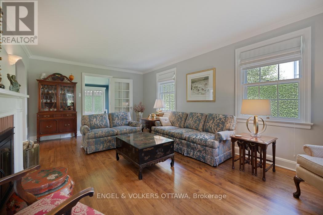 215 Springfield Road, Ottawa, Ontario  K1M 0L1 - Photo 7 - X13011354