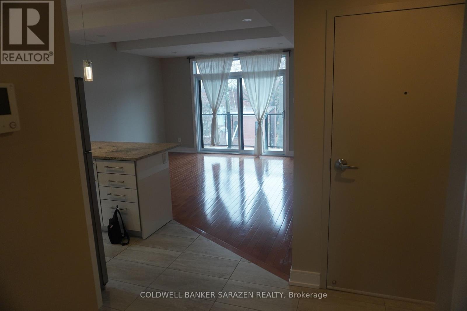 4 - 7 Monk Street, Ottawa, Ontario  K1S 3Y5 - Photo 3 - X13011386