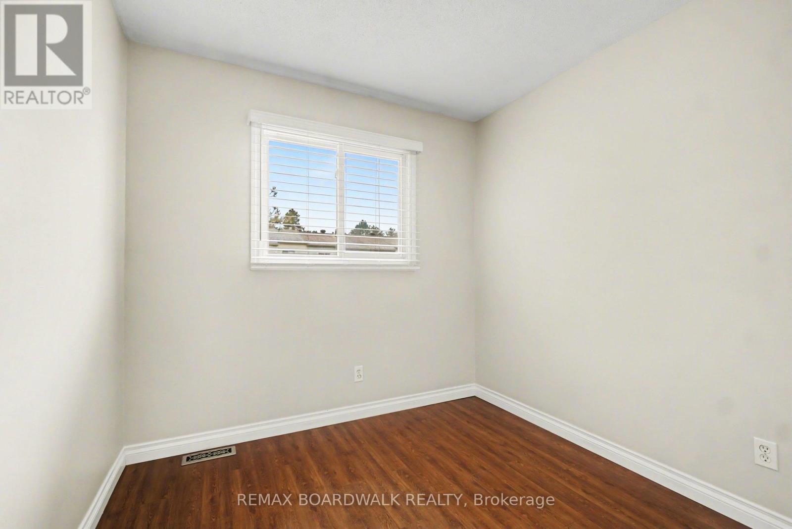 197 Teal Crescent, Ottawa, Ontario  K1E 2C3 - Photo 23 - X13011440