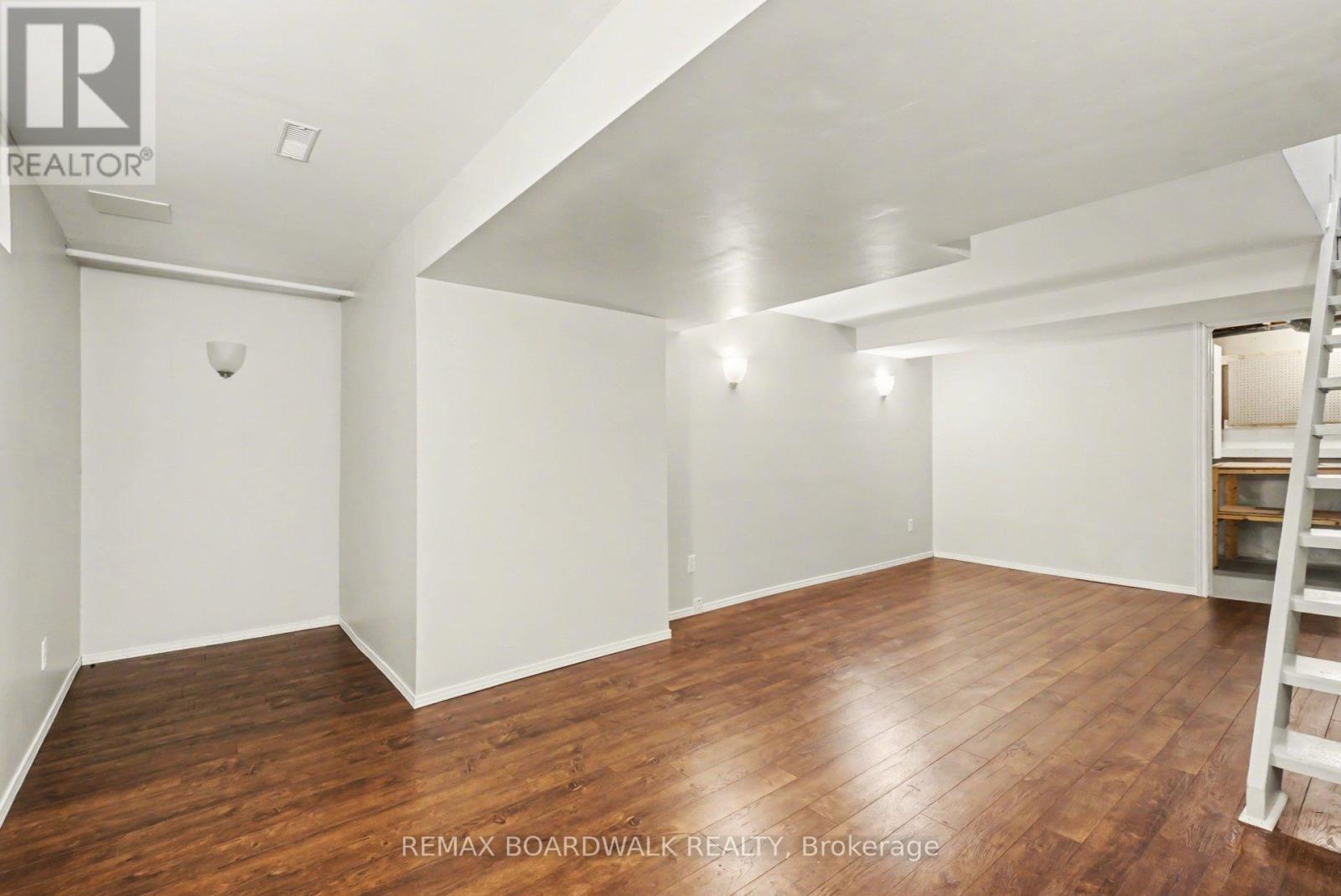 197 Teal Crescent, Ottawa, Ontario  K1E 2C3 - Photo 28 - X13011440