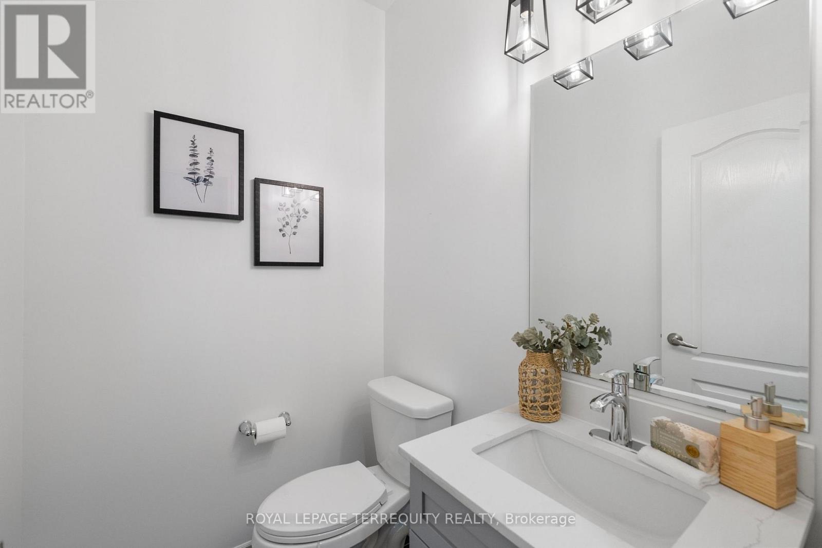 1058 Clipper Lane, Pickering, Ontario  L1X 0E9 - Photo 20 - E13011364