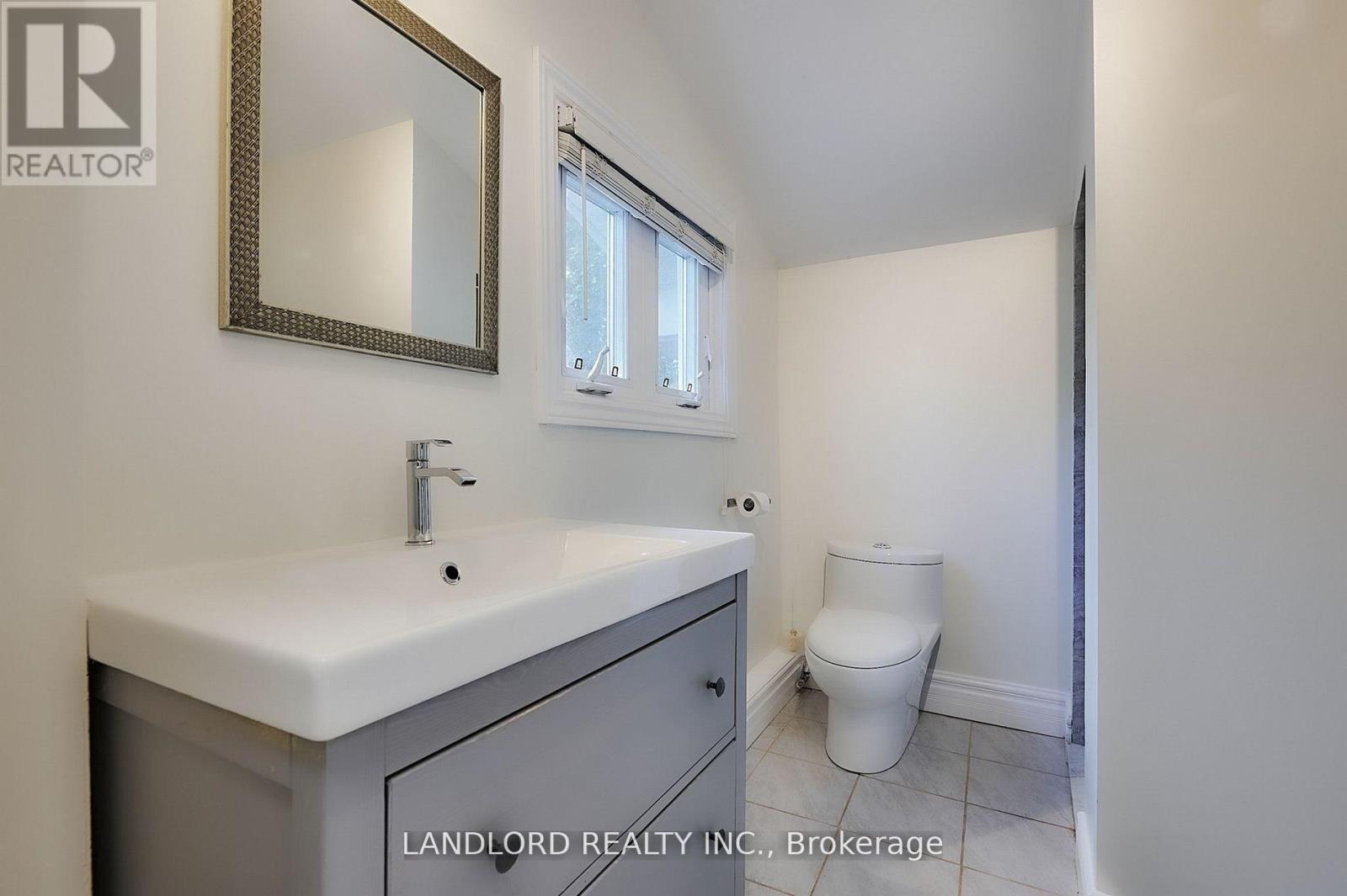 16 West Hill Drive, Toronto, Ontario  M1E 3T5 - Photo 13 - E13011430