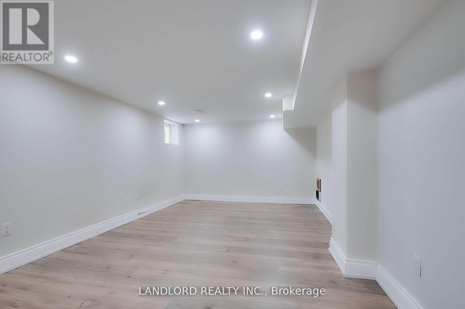 16 West Hill Drive, Toronto, Ontario  M1E 3T5 - Photo 18 - E13011430