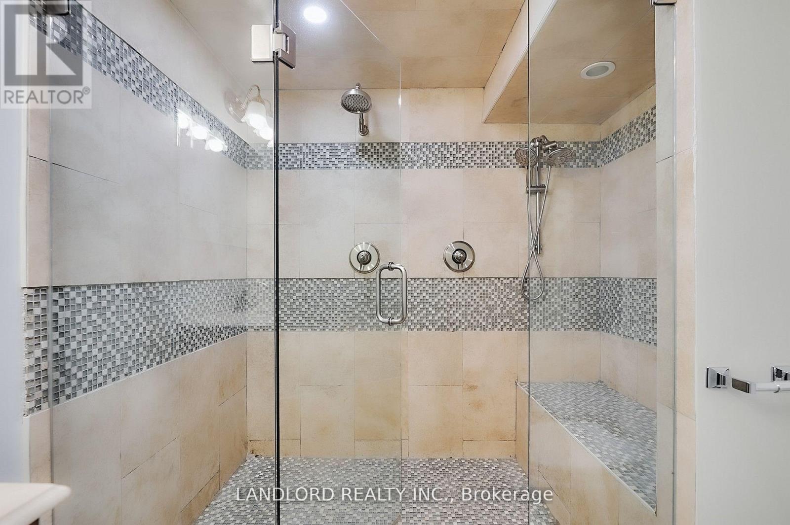 16 West Hill Drive, Toronto, Ontario  M1E 3T5 - Photo 20 - E13011430