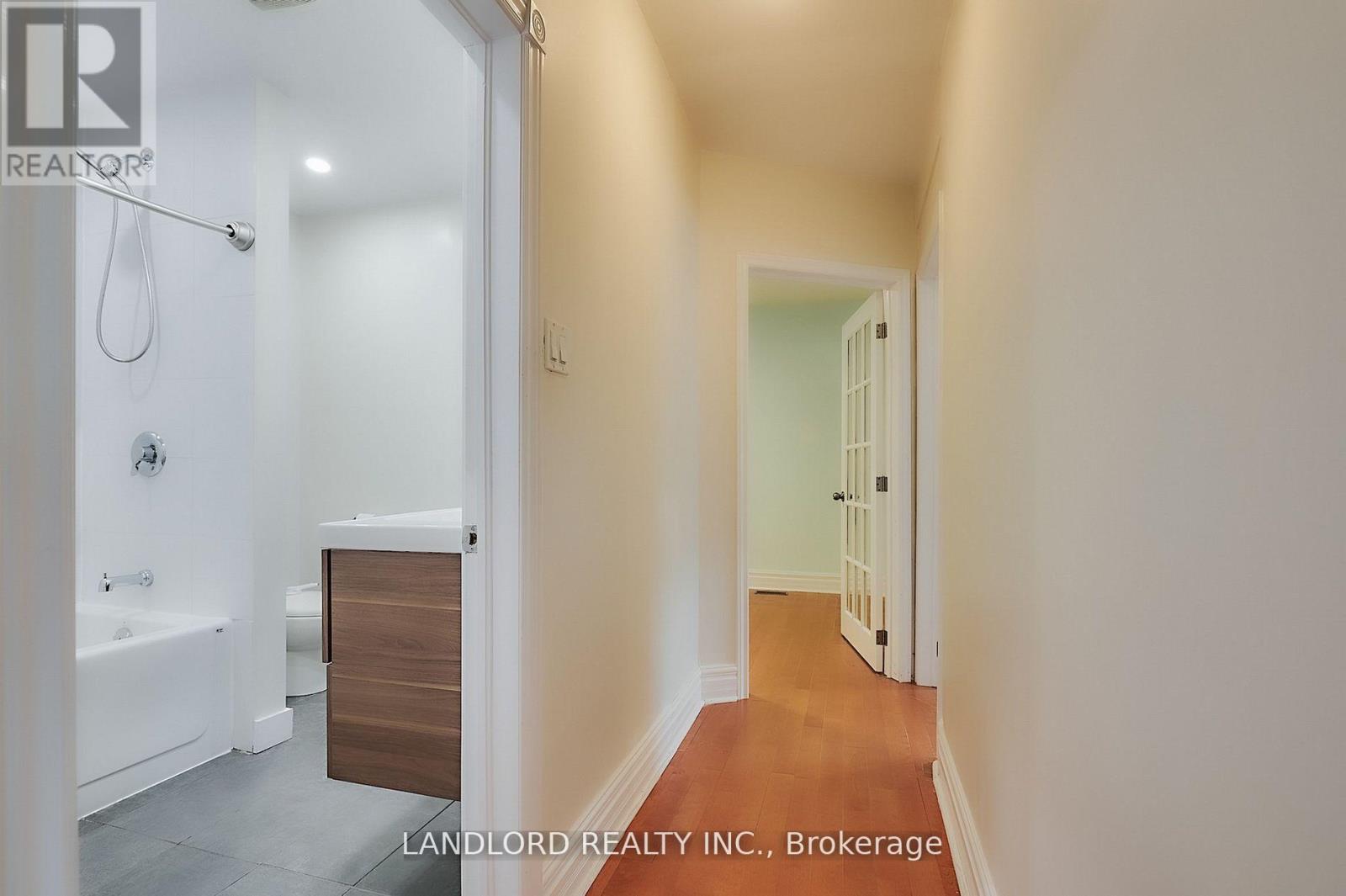 16 West Hill Drive, Toronto, Ontario  M1E 3T5 - Photo 7 - E13011430