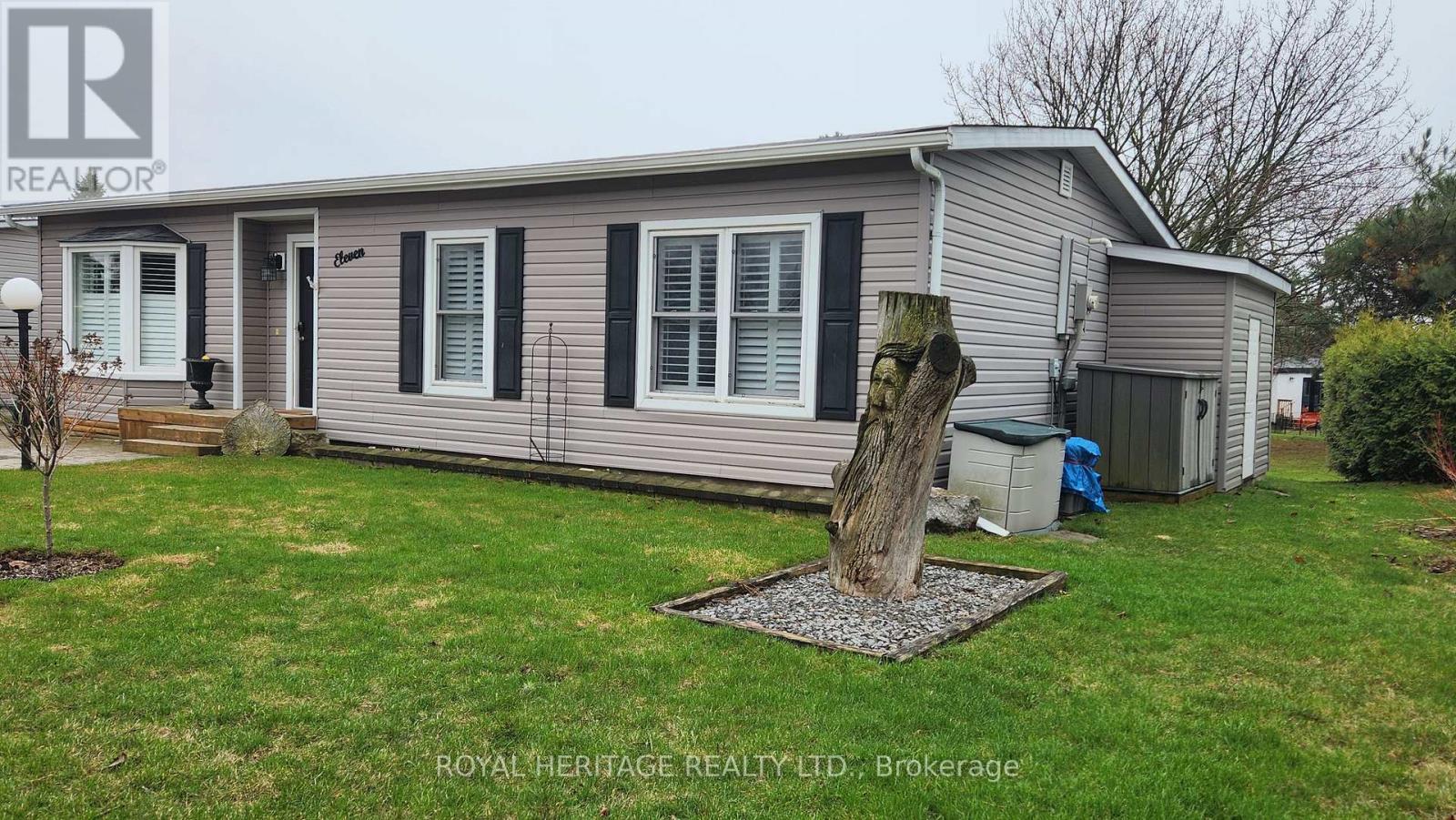 11 Heritage Lane, Clarington, Ontario  L1B 1A5 - Photo 3 - E13011438