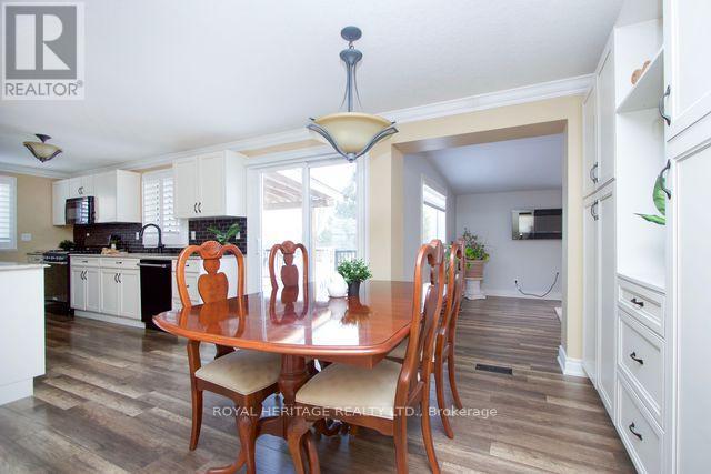 11 Heritage Lane, Clarington, Ontario  L1B 1A5 - Photo 9 - E13011438