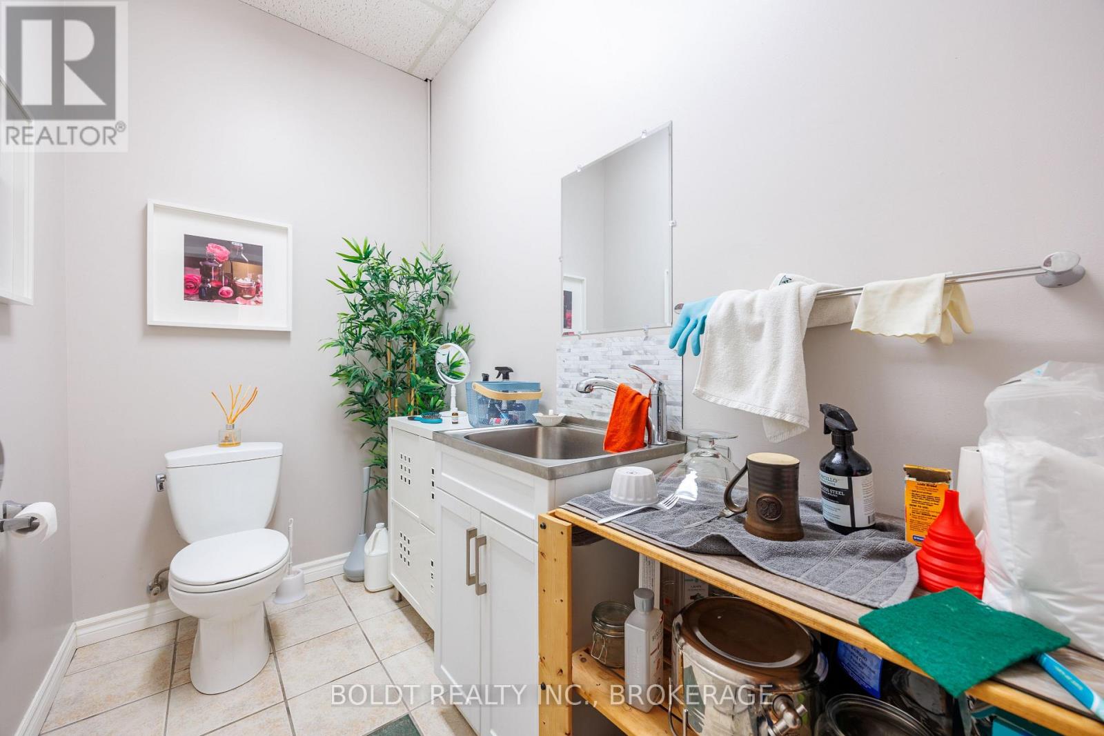 1a - 274 Fourth Avenue, St. Catharines, Ontario  L2S 0B6 - Photo 13 - X13011234