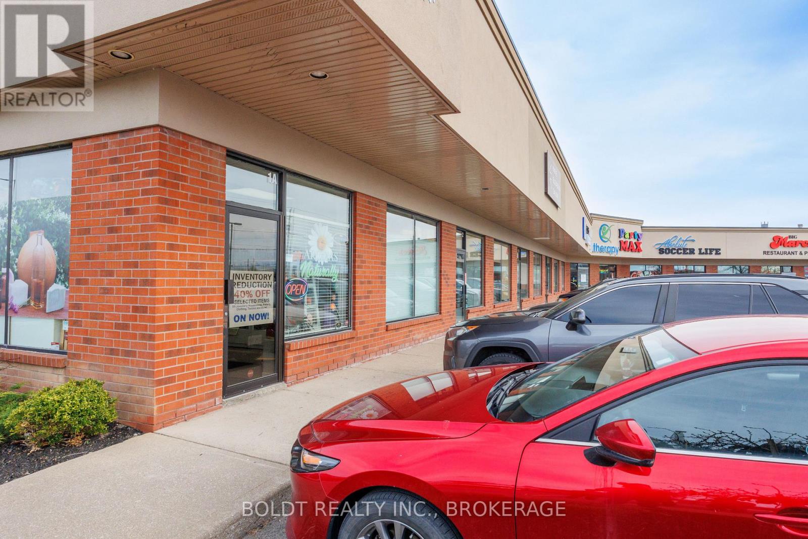 1a - 274 Fourth Avenue, St. Catharines, Ontario  L2S 0B6 - Photo 3 - X13011234