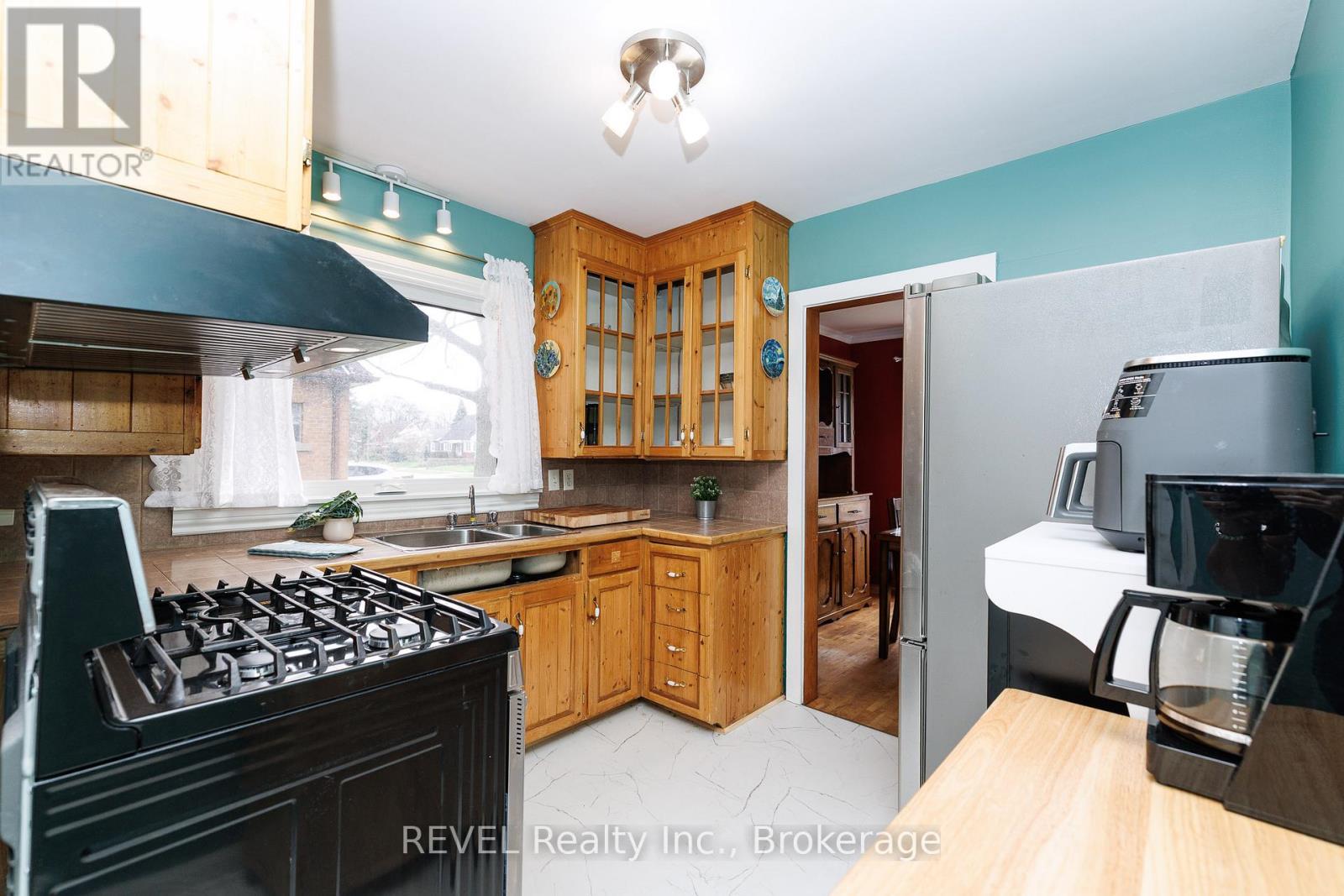 7015 Barker Street, Niagara Falls, Ontario  L2G 1Z5 - Photo 17 - X13011404