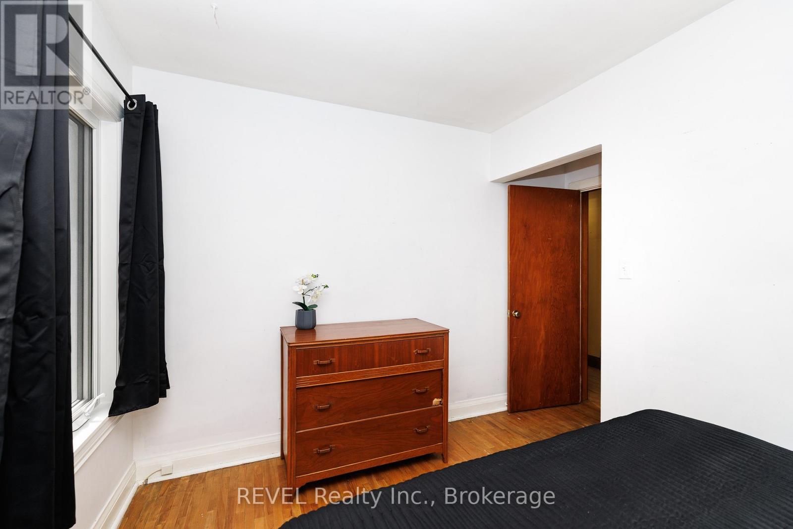 7015 Barker Street, Niagara Falls, Ontario  L2G 1Z5 - Photo 32 - X13011404