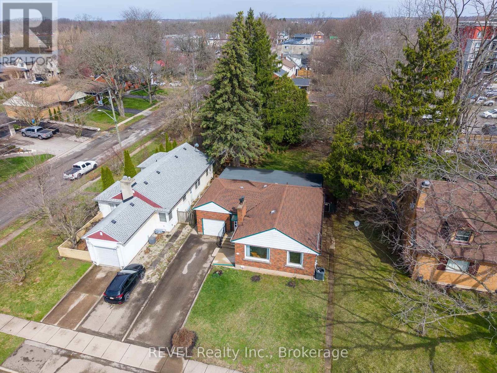 7015 Barker Street, Niagara Falls, Ontario  L2G 1Z5 - Photo 4 - X13011404