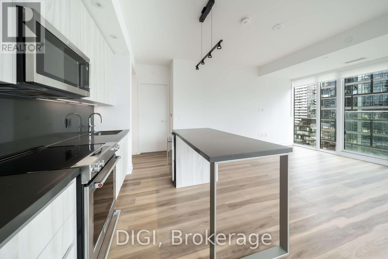 2302 - 8 Gloucester Street, Toronto, Ontario  M4Y 0H8 - Photo 6 - C12927508