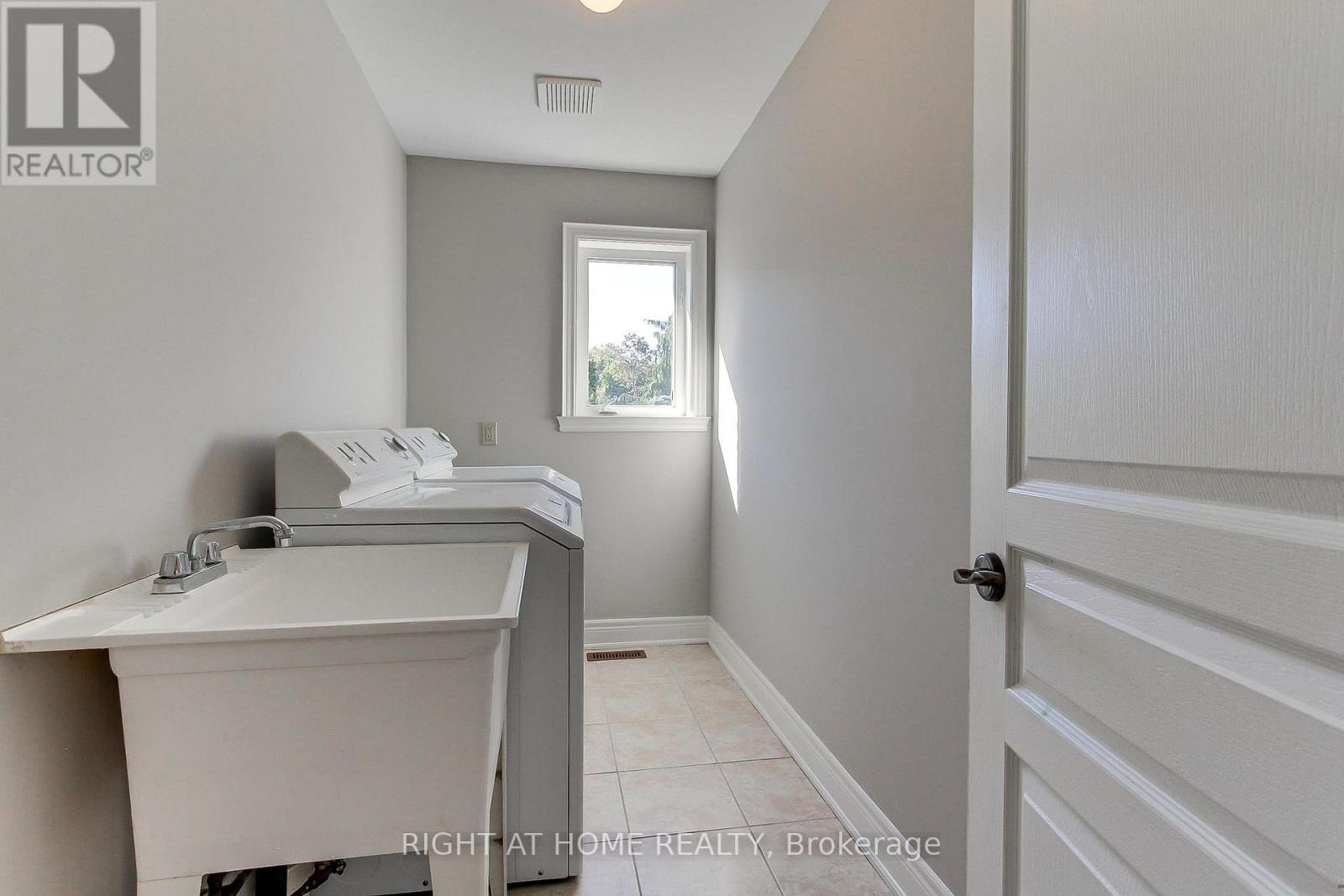 185 King High Drive, Vaughan, Ontario  L4J 3N3 - Photo 37 - N13011128