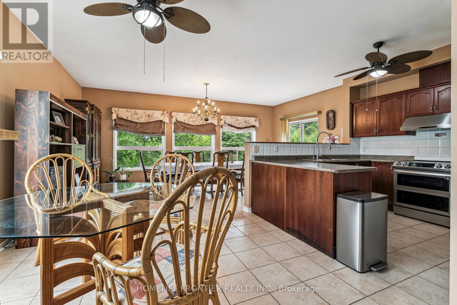 1906 Webster Boulevard W, Innisfil (Alcona), Ontario  L9S 2A6 - Photo 3 - N13011176