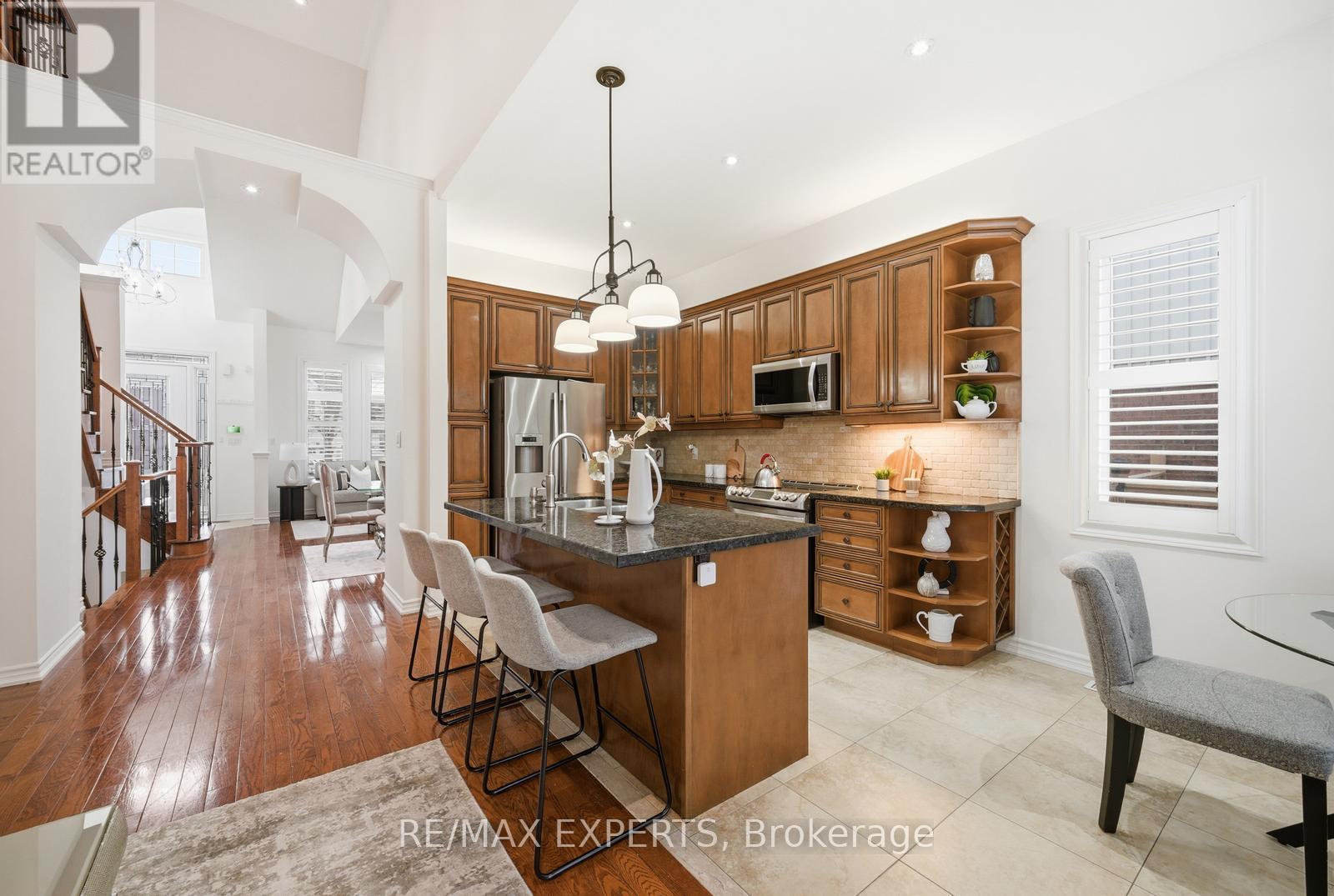 11 Collier Crescent, Essa, Ontario  L3W 0M7 - Photo 14 - N13011356