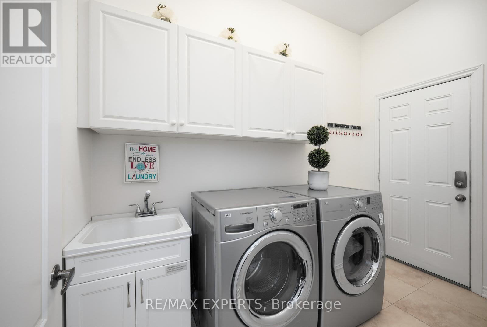 11 Collier Crescent, Essa, Ontario  L3W 0M7 - Photo 20 - N13011356