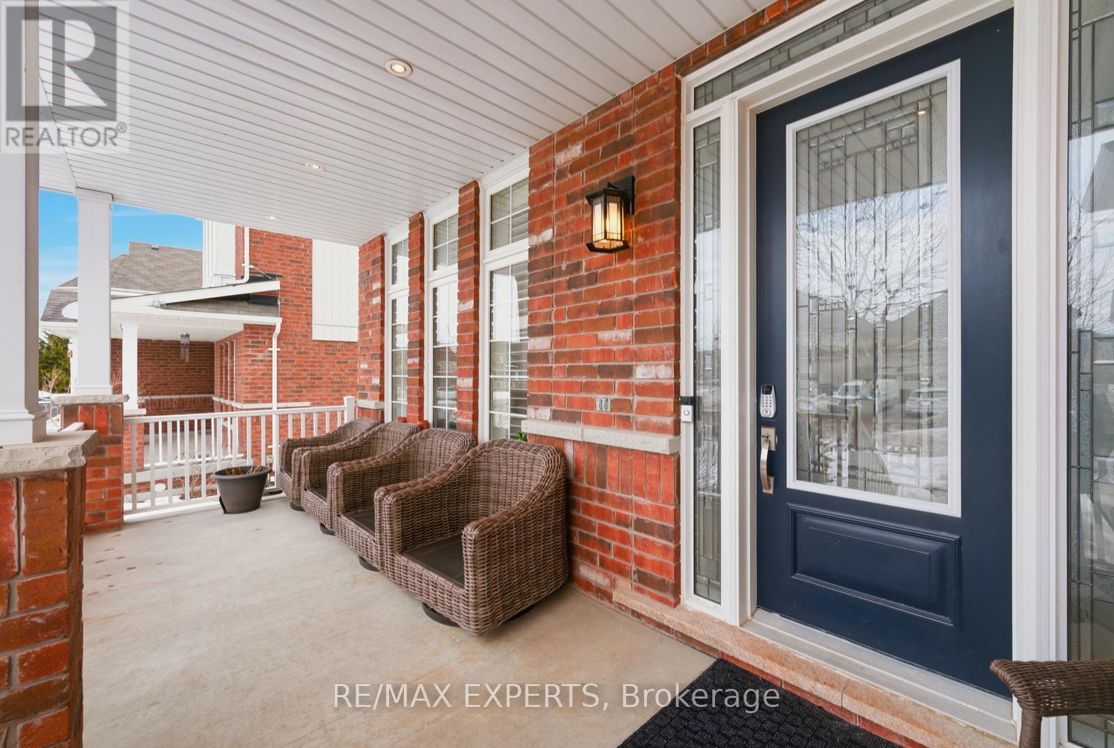 11 Collier Crescent, Essa, Ontario  L3W 0M7 - Photo 3 - N13011356